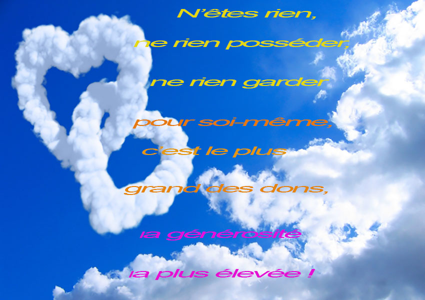 deux  nuages en forme de coeur entrelacée